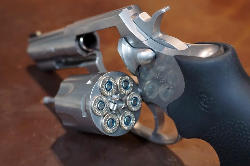 revolver, arma