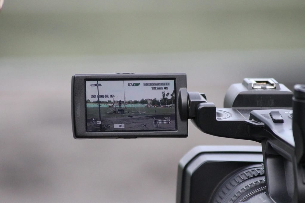 camcorder-3514988_1280
