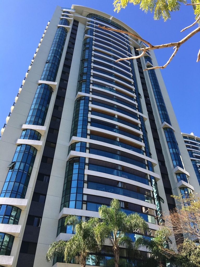 building-1743570_1280