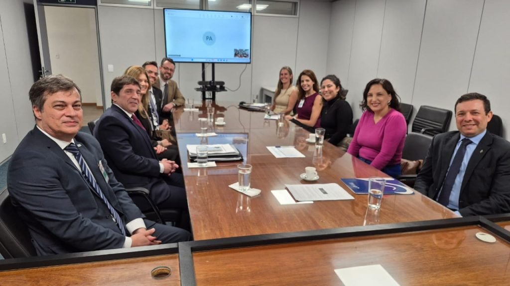 whatsapp-image-2025-11-27-at-12-06-54