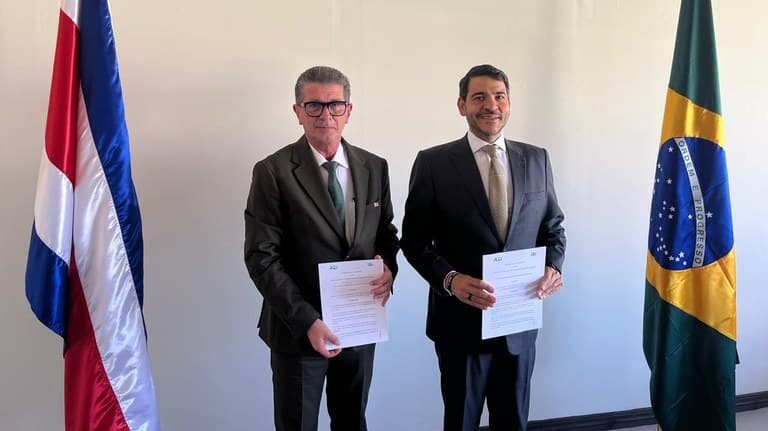 1de66d0b-5170-49a3-97bd-3f36e9896c2c