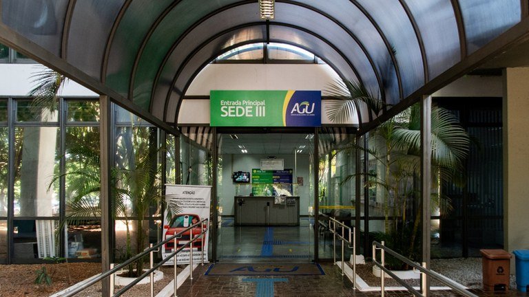 1ff162f0-5c0a-4502-81a2-25a4624553d5