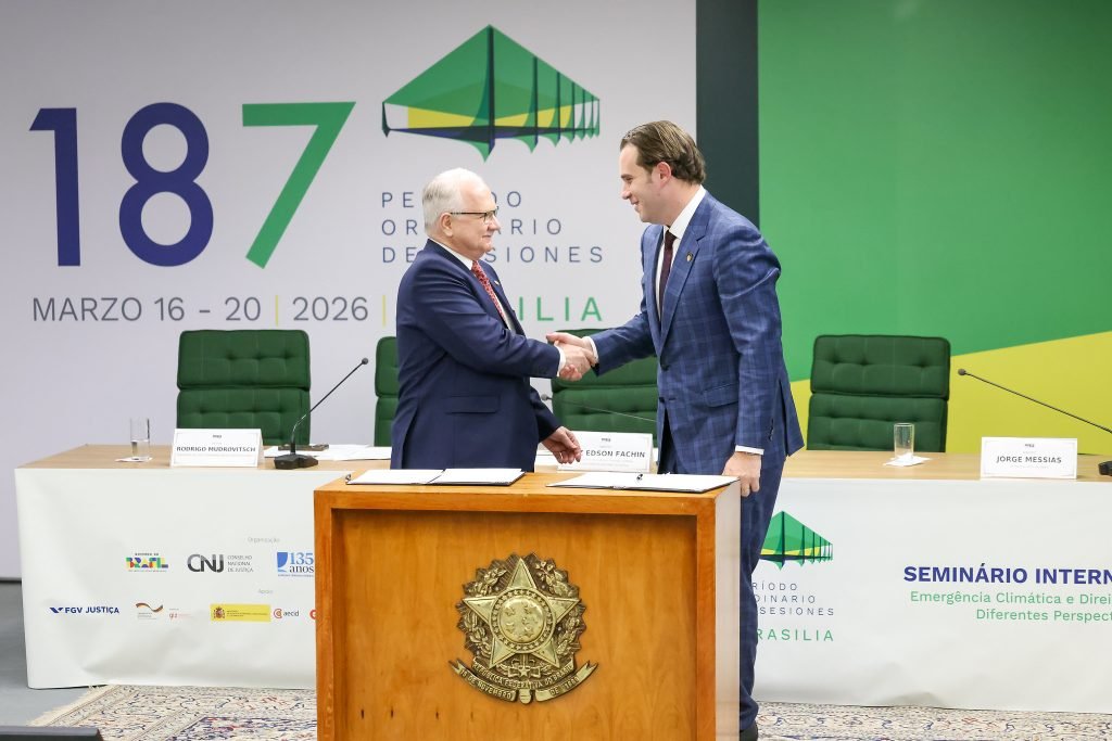 55151721844-457f0edfff-k