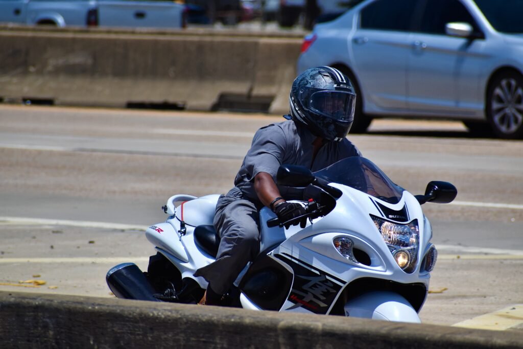 artisticoperations-man-7304071