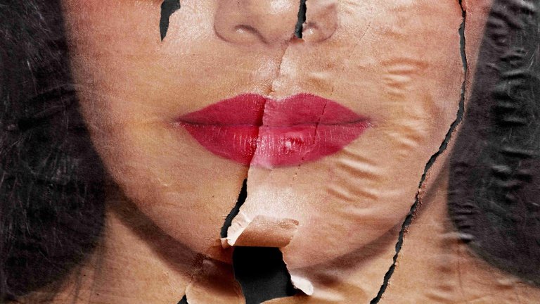 mulheres nudificação